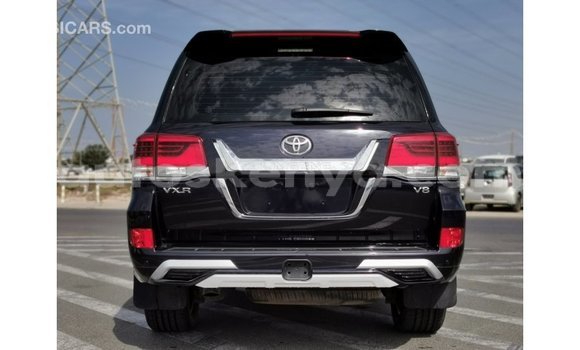 Buy Import Toyota Land Cruiser Black Car in Import - Dubai in Central Kenya Buy Import Toyota Land Cruiser Black Car in Import - Dubai in Central Kenya