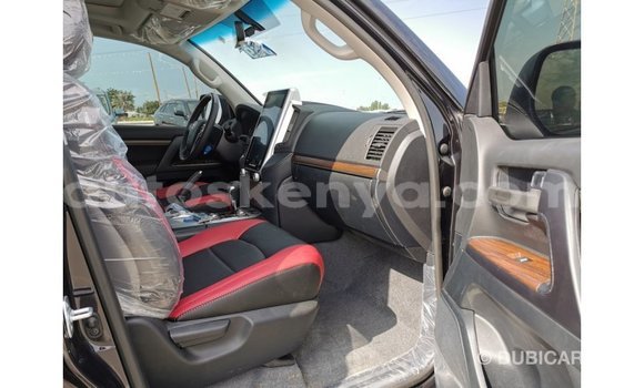 Buy Import Toyota Land Cruiser Black Car in Import - Dubai in Central Kenya Buy Import Toyota Land Cruiser Black Car in Import - Dubai in Central Kenya
