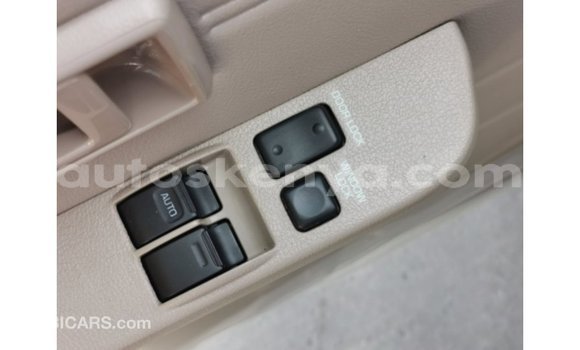 Buy Import Toyota Land Cruiser White Car in Import - Dubai in Central Kenya Buy Import Toyota Land Cruiser White Car in Import - Dubai in Central Kenya