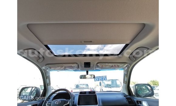 Imported Toyota Prado Black Makiinaa iti Import - Dubai keessatti Central Kenya keessatti Imported Toyota Prado Black Makiinaa iti Import - Dubai keessatti Central Kenya keessatti