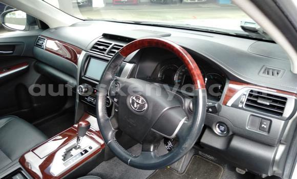 Oofamaa Toyota Camry Silver Makiinaa iti Mombasa keessatti Coastal Kenya keessatti Oofamaa Toyota Camry Silver Makiinaa iti Mombasa keessatti Coastal Kenya keessatti