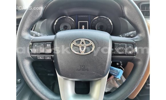 Nunua Imported Toyota Fortuner Nyingine Gari ndani ya Import - Dubai nchini Kati Kenya Nunua Imported Toyota Fortuner Nyingine Gari ndani ya Import - Dubai nchini Kati Kenya