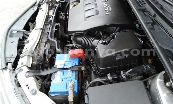 Oofamaa Toyota Corolla Silver Makiinaa iti Mombasa keessatti Coastal Kenya keessatti Oofamaa Toyota Corolla Silver Makiinaa iti Mombasa keessatti Coastal Kenya keessatti