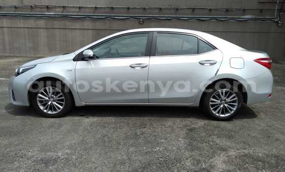 Oofamaa Toyota Corolla Silver Makiinaa iti Mombasa keessatti Coastal Kenya keessatti Oofamaa Toyota Corolla Silver Makiinaa iti Mombasa keessatti Coastal Kenya keessatti