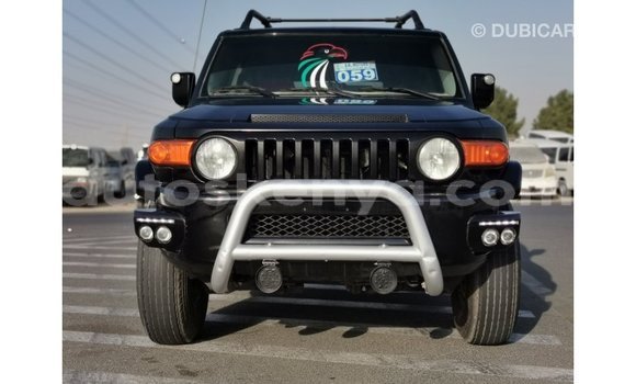 Buy Import Toyota FJ Cruiser Black Car in Import - Dubai in Central Kenya Buy Import Toyota FJ Cruiser Black Car in Import - Dubai in Central Kenya