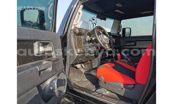 Buy Import Toyota FJ Cruiser Black Car in Import - Dubai in Central Kenya Buy Import Toyota FJ Cruiser Black Car in Import - Dubai in Central Kenya