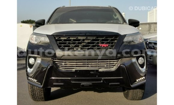 Buy Import Toyota Fortuner Black Car in Import - Dubai in Central Kenya Buy Import Toyota Fortuner Black Car in Import - Dubai in Central Kenya