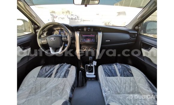 Buy Import Toyota Fortuner Black Car in Import - Dubai in Central Kenya Buy Import Toyota Fortuner Black Car in Import - Dubai in Central Kenya