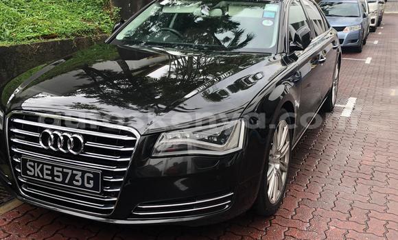 Oofamaa Audi A8 Black Makiinaa iti Mombasa keessatti Coastal Kenya keessatti Oofamaa Audi A8 Black Makiinaa iti Mombasa keessatti Coastal Kenya keessatti