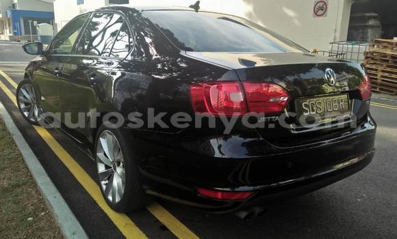 Oofamaa Volkswagen Jetta Black Makiinaa iti Mombasa keessatti Coastal Kenya keessatti Oofamaa Volkswagen Jetta Black Makiinaa iti Mombasa keessatti Coastal Kenya keessatti