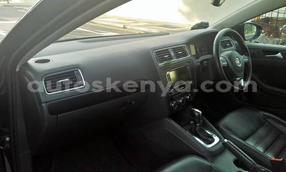 Oofamaa Volkswagen Jetta Black Makiinaa iti Mombasa keessatti Coastal Kenya keessatti Oofamaa Volkswagen Jetta Black Makiinaa iti Mombasa keessatti Coastal Kenya keessatti