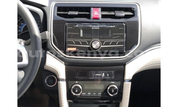Nunua Imported Toyota Rush Nyeupe Gari ndani ya Import - Dubai nchini Kati Kenya Nunua Imported Toyota Rush Nyeupe Gari ndani ya Import - Dubai nchini Kati Kenya