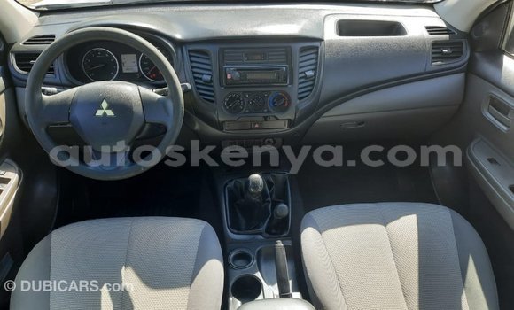 Nunua Imported Mitsubishi L200 Nyeupe Gari ndani ya Import - Dubai nchini Kati Kenya Nunua Imported Mitsubishi L200 Nyeupe Gari ndani ya Import - Dubai nchini Kati Kenya