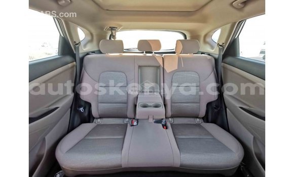 Nunua Imported Hyundai Tucson Nyeupe Gari ndani ya Import - Dubai nchini Kati Kenya Nunua Imported Hyundai Tucson Nyeupe Gari ndani ya Import - Dubai nchini Kati Kenya