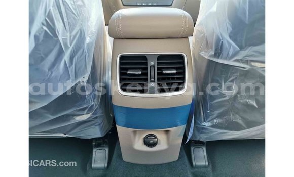 Imported Hyundai Tucson White Makiinaa iti Import - Dubai keessatti Central Kenya keessatti Imported Hyundai Tucson White Makiinaa iti Import - Dubai keessatti Central Kenya keessatti