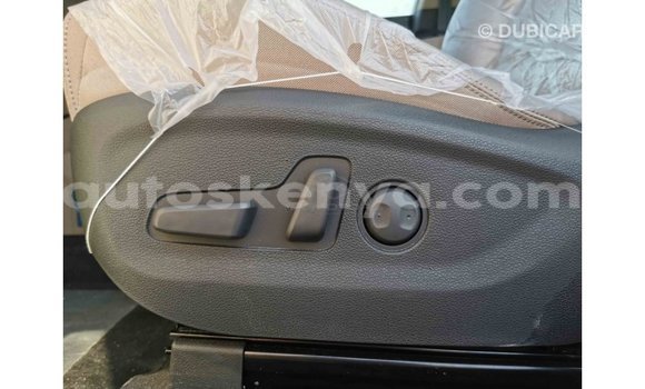 Imported Hyundai Tucson White Makiinaa iti Import - Dubai keessatti Central Kenya keessatti Imported Hyundai Tucson White Makiinaa iti Import - Dubai keessatti Central Kenya keessatti