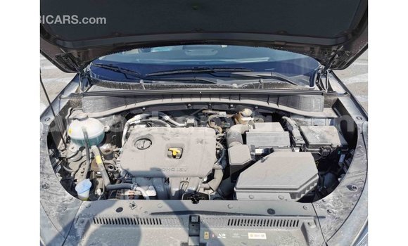 Nunua Imported Hyundai Tucson Nyeusi Gari ndani ya Import - Dubai nchini Kati Kenya Nunua Imported Hyundai Tucson Nyeusi Gari ndani ya Import - Dubai nchini Kati Kenya