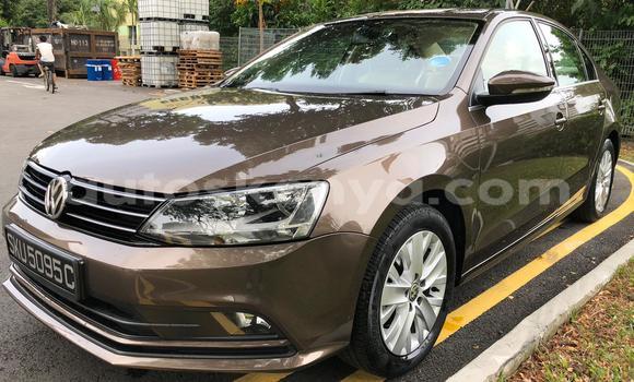 Oofamaa Volkswagen Jetta Brown Makiinaa iti Mombasa keessatti Coastal Kenya keessatti Oofamaa Volkswagen Jetta Brown Makiinaa iti Mombasa keessatti Coastal Kenya keessatti