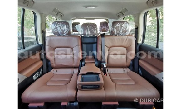 Nunua Imported Toyota Land Cruiser Nyeupe Gari ndani ya Import - Dubai nchini Kati Kenya Nunua Imported Toyota Land Cruiser Nyeupe Gari ndani ya Import - Dubai nchini Kati Kenya