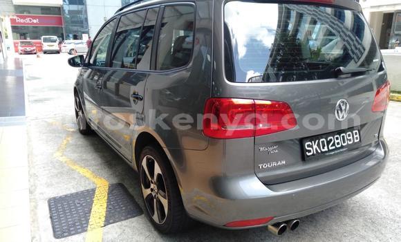 Oofamaa Volkswagen Touran Other Makiinaa iti Mombasa keessatti Coastal Kenya keessatti Oofamaa Volkswagen Touran Other Makiinaa iti Mombasa keessatti Coastal Kenya keessatti