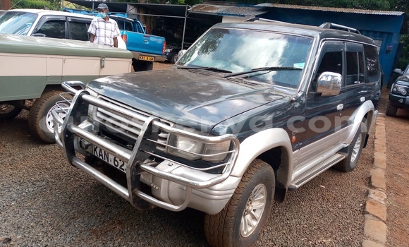 Buy Used Mitsubishi Pajero Blue Car in Nairobi in Nairobi Buy Used Mitsubishi Pajero Blue Car in Nairobi in Nairobi