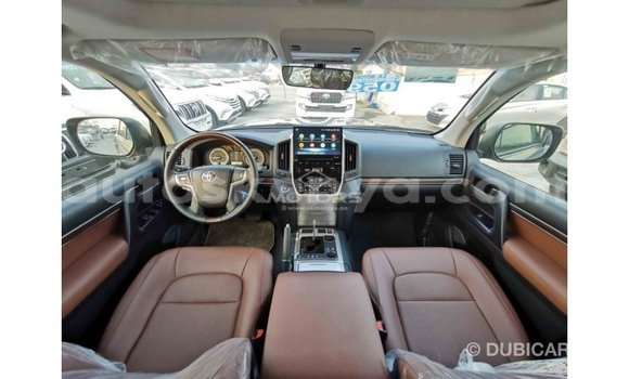 Imported Toyota Land Cruiser Other Makiinaa iti Import - Dubai keessatti Central Kenya keessatti Imported Toyota Land Cruiser Other Makiinaa iti Import - Dubai keessatti Central Kenya keessatti