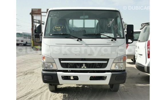 Nunua Imported Mitsubishi Fuso Nyeupe Lori ndani ya Import - Dubai nchini Kati Kenya Nunua Imported Mitsubishi Fuso Nyeupe Lori ndani ya Import - Dubai nchini Kati Kenya