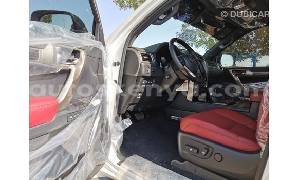 Imported Lexus GX White Makiinaa iti Import - Dubai keessatti Central Kenya keessatti Imported Lexus GX White Makiinaa iti Import - Dubai keessatti Central Kenya keessatti