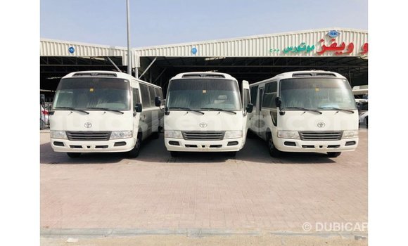Nunua Imported Toyota Coaster Nyeupe Gari ndani ya Import - Dubai nchini Kati Kenya Nunua Imported Toyota Coaster Nyeupe Gari ndani ya Import - Dubai nchini Kati Kenya