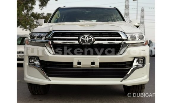 Buy Import Toyota Land Cruiser White Car in Import - Dubai in Central Kenya Buy Import Toyota Land Cruiser White Car in Import - Dubai in Central Kenya