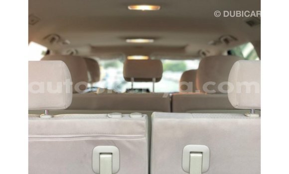 Nunua Imported Toyota Land Cruiser Nyeusi Gari ndani ya Import - Dubai nchini Kati Kenya Nunua Imported Toyota Land Cruiser Nyeusi Gari ndani ya Import - Dubai nchini Kati Kenya