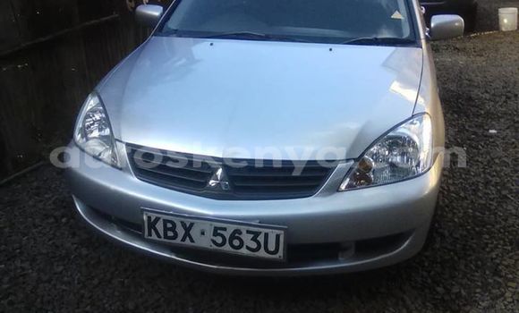 Oofamaa Mitsubishi Lancer Silver Makiinaa iti Thika keessatti Nairobi keessatti Oofamaa Mitsubishi Lancer Silver Makiinaa iti Thika keessatti Nairobi keessatti