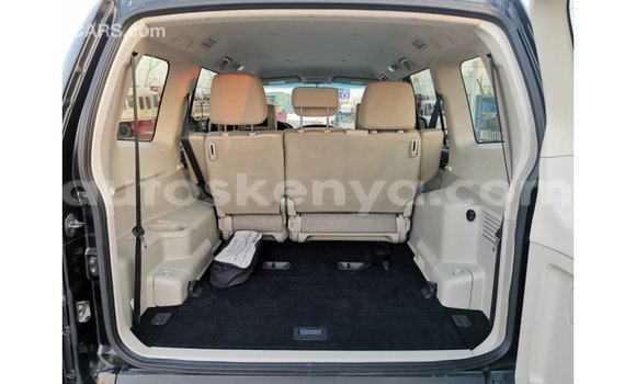 Nunua Imported Mitsubishi Pajero Nyeusi Gari ndani ya Import - Dubai nchini Kati Kenya Nunua Imported Mitsubishi Pajero Nyeusi Gari ndani ya Import - Dubai nchini Kati Kenya