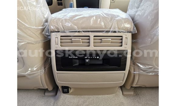 Nunua Imported Toyota Land Cruiser Nyeupe Gari ndani ya Import - Dubai nchini Kati Kenya Nunua Imported Toyota Land Cruiser Nyeupe Gari ndani ya Import - Dubai nchini Kati Kenya