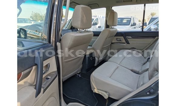 Nunua Imported Mitsubishi Pajero Nyingine Gari ndani ya Import - Dubai nchini Kati Kenya Nunua Imported Mitsubishi Pajero Nyingine Gari ndani ya Import - Dubai nchini Kati Kenya