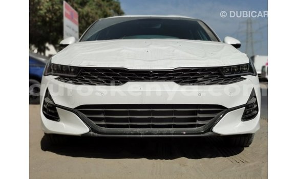 Nunua Imported Kia K5 Nyeupe Gari ndani ya Import - Dubai nchini Kati Kenya Nunua Imported Kia K5 Nyeupe Gari ndani ya Import - Dubai nchini Kati Kenya
