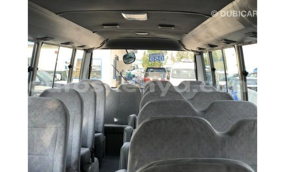 Imported Toyota Coaster White Makiinaa iti Import - Dubai keessatti Central Kenya keessatti Imported Toyota Coaster White Makiinaa iti Import - Dubai keessatti Central Kenya keessatti