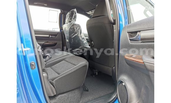 Nunua Imported Toyota Hilux Bluu Gari ndani ya Import - Dubai nchini Kati Kenya Nunua Imported Toyota Hilux Bluu Gari ndani ya Import - Dubai nchini Kati Kenya