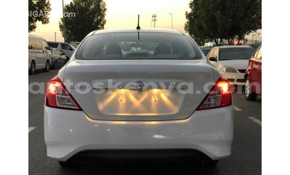 Nunua Imported Nissan Sunny Nyeupe Gari ndani ya Import - Dubai nchini Kati Kenya Nunua Imported Nissan Sunny Nyeupe Gari ndani ya Import - Dubai nchini Kati Kenya