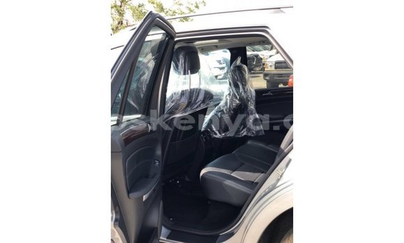 Buy Import Mercedes‒Benz 1117 Other Truck in Import - Dubai in Central Kenya Buy Import Mercedes‒Benz 1117 Other Truck in Import - Dubai in Central Kenya