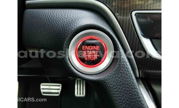 Nunua Imported Honda C Nyekundu Bike ndani ya Import - Dubai nchini Kati Kenya Nunua Imported Honda C Nyekundu Bike ndani ya Import - Dubai nchini Kati Kenya