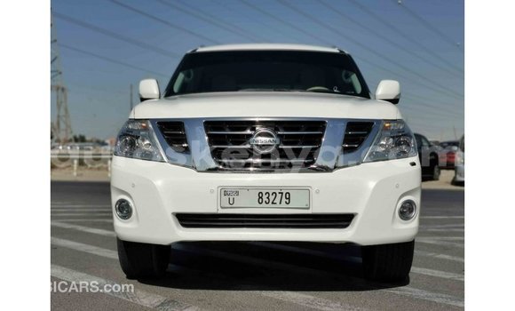 Buy Import Nissan Patrol White Car in Import - Dubai in Central Kenya Buy Import Nissan Patrol White Car in Import - Dubai in Central Kenya