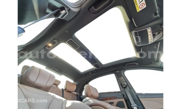 Nunua Imported Mercedes‒Benz 1117 Nyeusi Lori ndani ya Import - Dubai nchini Kati Kenya Nunua Imported Mercedes‒Benz 1117 Nyeusi Lori ndani ya Import - Dubai nchini Kati Kenya