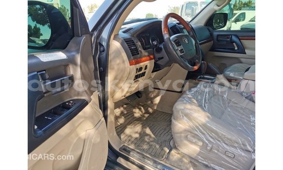 Buy Import Toyota Land Cruiser Other Car in Import - Dubai in Central Kenya Buy Import Toyota Land Cruiser Other Car in Import - Dubai in Central Kenya