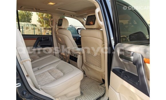 Buy Import Toyota Land Cruiser Black Car in Import - Dubai in Central Kenya Buy Import Toyota Land Cruiser Black Car in Import - Dubai in Central Kenya