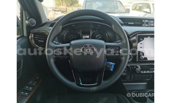 Buy Import Toyota Hilux Brown Car in Import - Dubai in Central Kenya Buy Import Toyota Hilux Brown Car in Import - Dubai in Central Kenya
