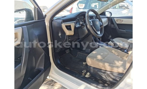 Imported Toyota Corolla White Makiinaa iti Import - Dubai keessatti Central Kenya keessatti Imported Toyota Corolla White Makiinaa iti Import - Dubai keessatti Central Kenya keessatti