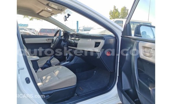 Imported Toyota Corolla White Makiinaa iti Import - Dubai keessatti Central Kenya keessatti Imported Toyota Corolla White Makiinaa iti Import - Dubai keessatti Central Kenya keessatti