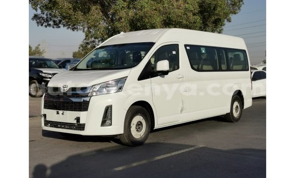Nunua Imported Toyota Hiace Nyeupe Gari ndani ya Import - Dubai nchini Kati Kenya Nunua Imported Toyota Hiace Nyeupe Gari ndani ya Import - Dubai nchini Kati Kenya