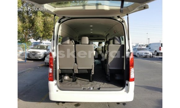Nunua Imported Toyota Hiace Nyeupe Gari ndani ya Import - Dubai nchini Kati Kenya Nunua Imported Toyota Hiace Nyeupe Gari ndani ya Import - Dubai nchini Kati Kenya